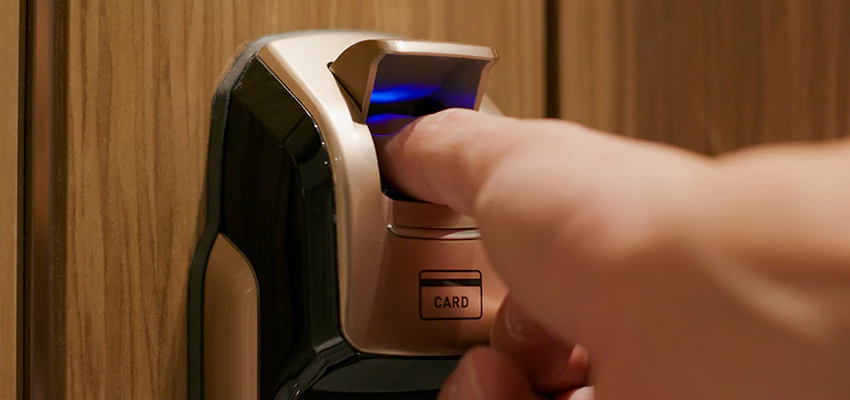 Locksmith Company For Window Lock Installation in Madera Acres, California